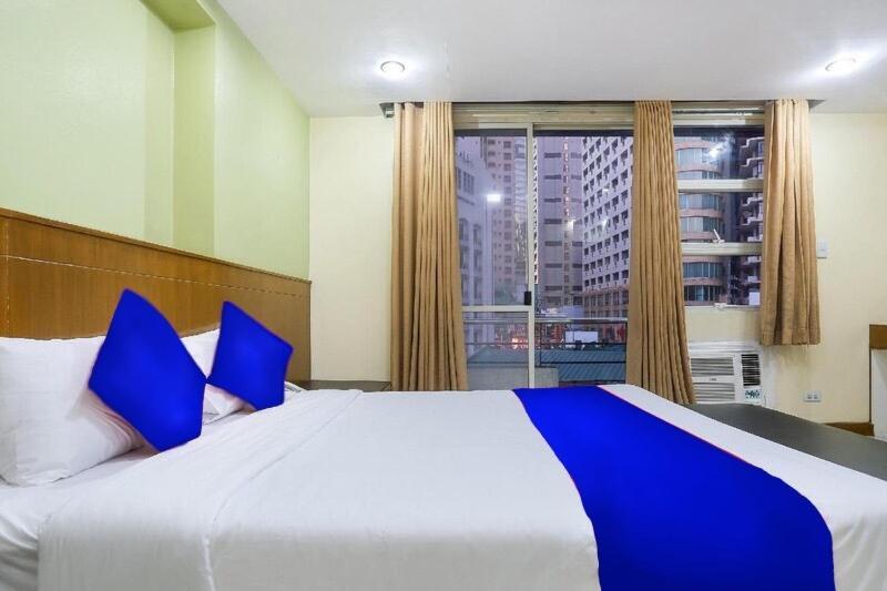 Alley 8 Makati ماكاتي المظهر الخارجي الصورة