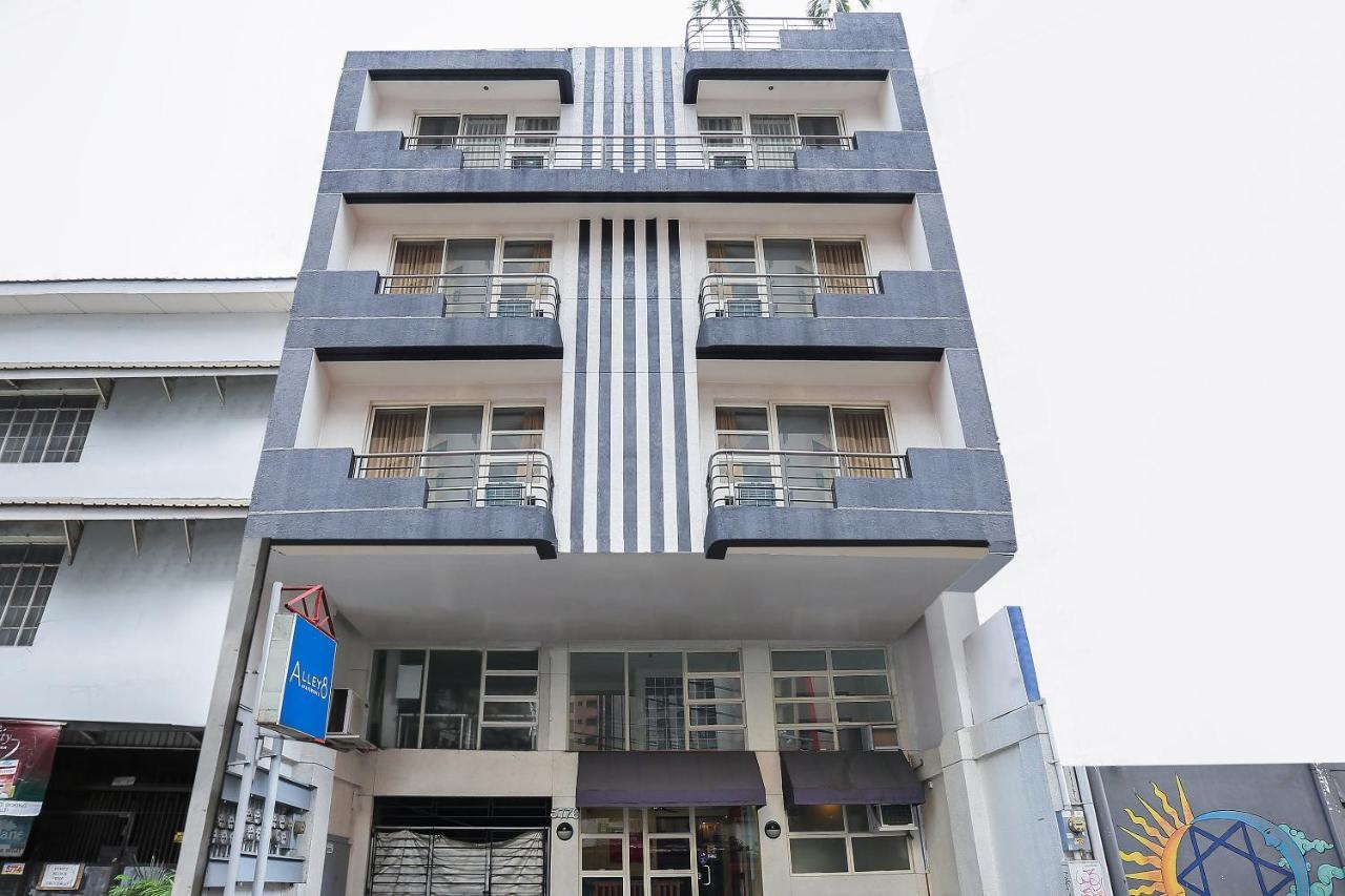 Alley 8 Makati ماكاتي المظهر الخارجي الصورة